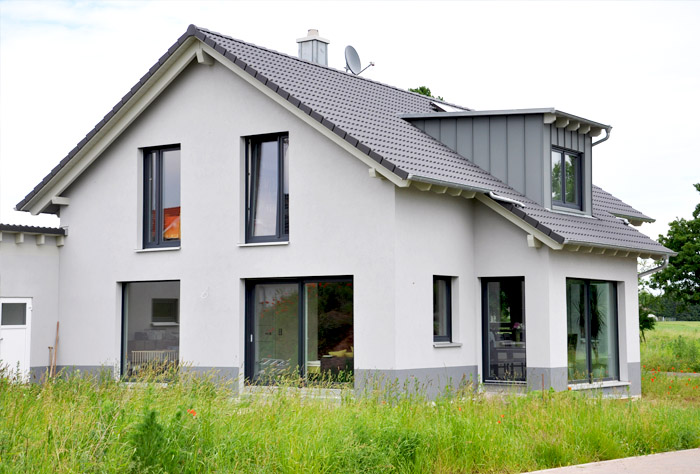 BURG HAUS - schlüsselfertige Wohnhäuser - Minfeld in der Pfalz- Wir schaffen Werte! Grundsolide und massiv!